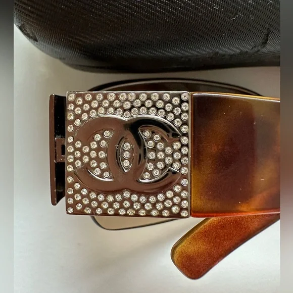 Authentic Chanel Tortoise Sunglasses with Rhinestone 4117-B C.275/13 62.16 125 - Picture 7 of 16